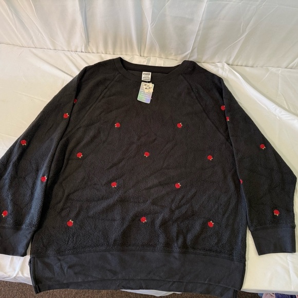 NWT Victoria’s Secret Black Sweater and Pants Set with Red Accents - Picture 2 of 9